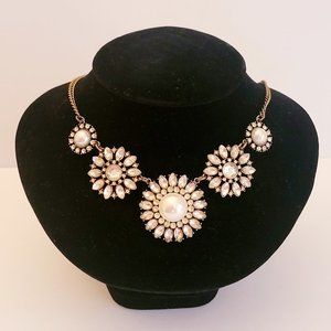 Beautiful Glitzy Necklace